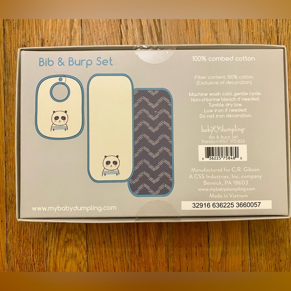 New 2 piece panda bib & burb cloth - Picture 2 of 4